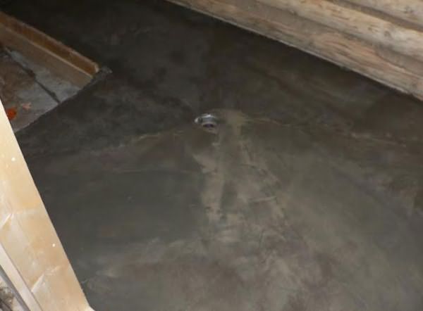 бетонный пол в бане по грунту