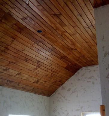 потолок в баню из осины