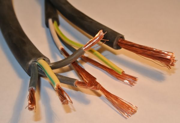 Медный кабель для электропроводки в бане
