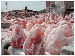 Здесь добывают розовую гималайскую соль
